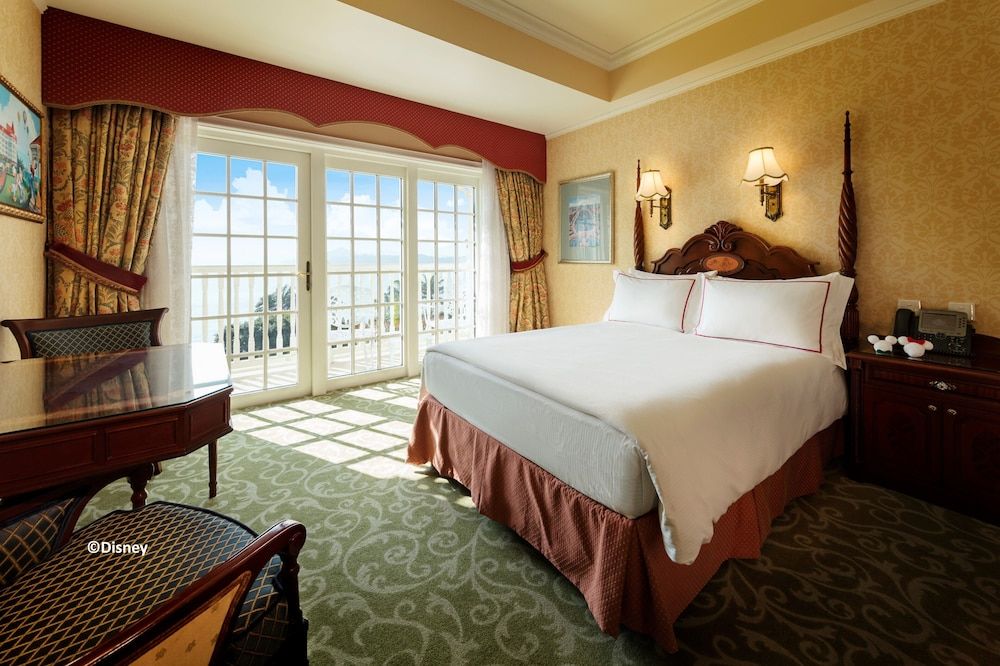 Kingdom Club Room