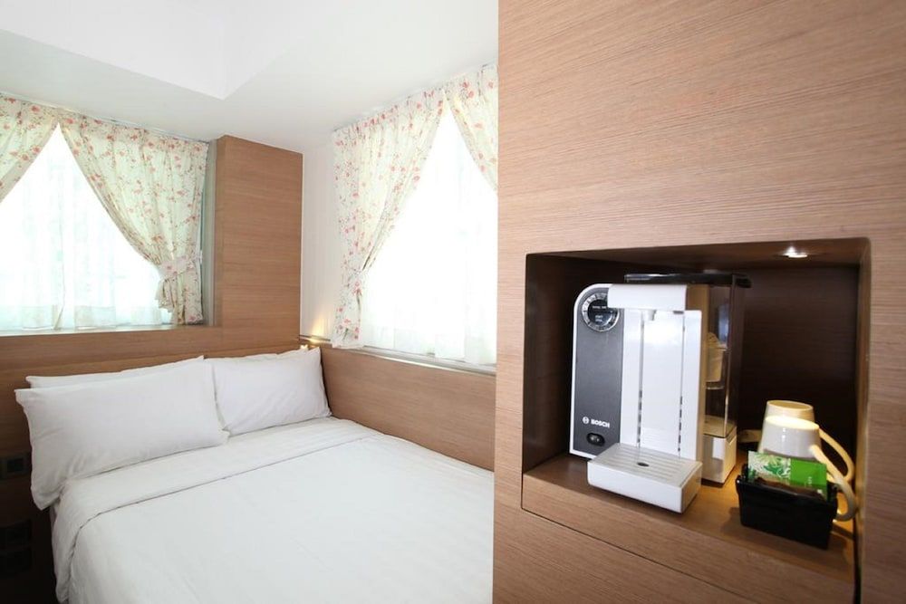 Bluejay Residences Double Room 2