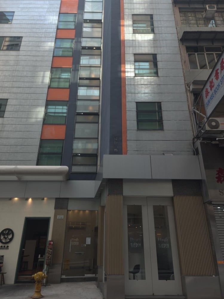 undefined Mingle Place At The Eden 8