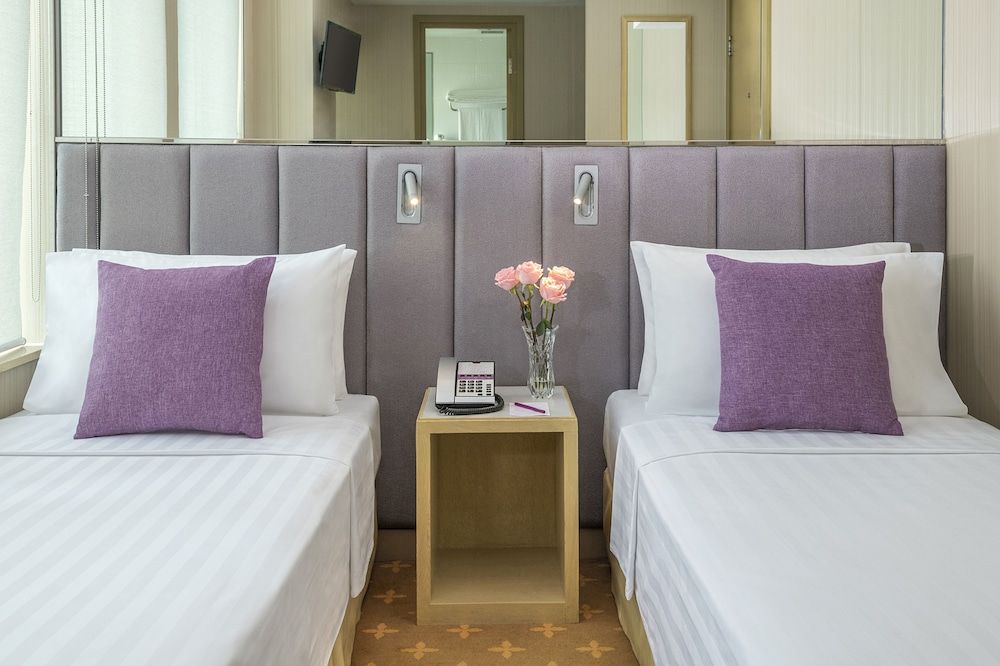 Silka Far East Hotel Deluxe Room 7