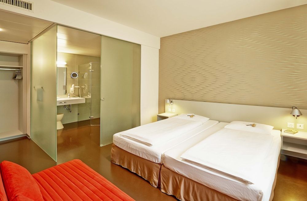 Business Room, 1 Queen Bed