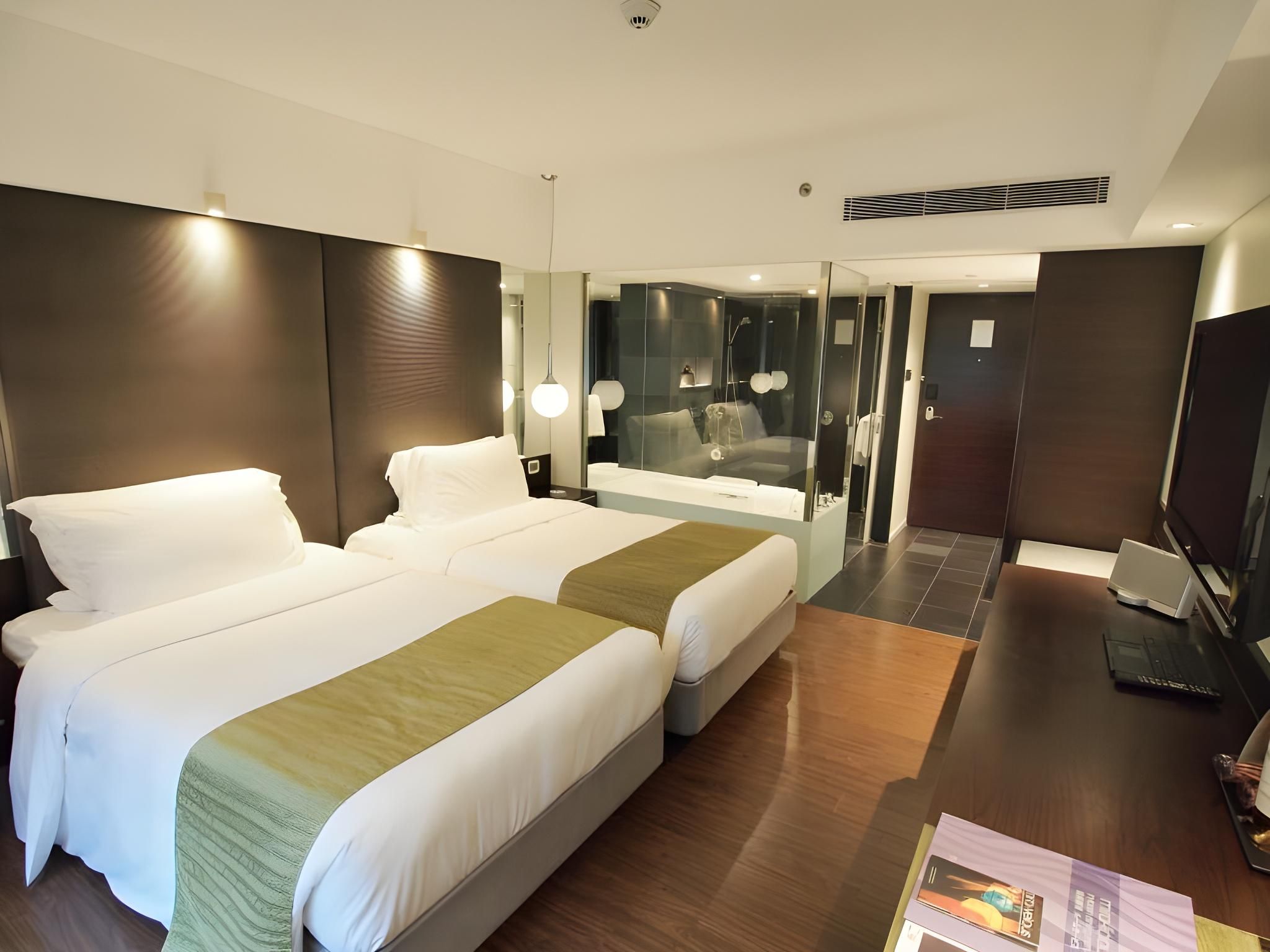 The Mira Hong Kong Hotel City Room
