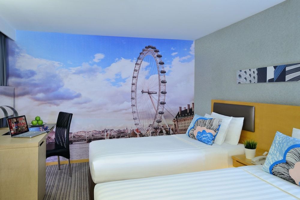 Kew Green Hotel Wanchai HK Comfort Twin Room 2