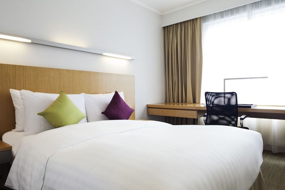 Standard Room, 1 Queen Bed