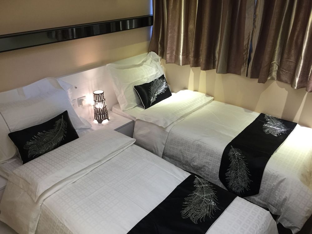 undefined Seasons Hotel - Causeway Bay