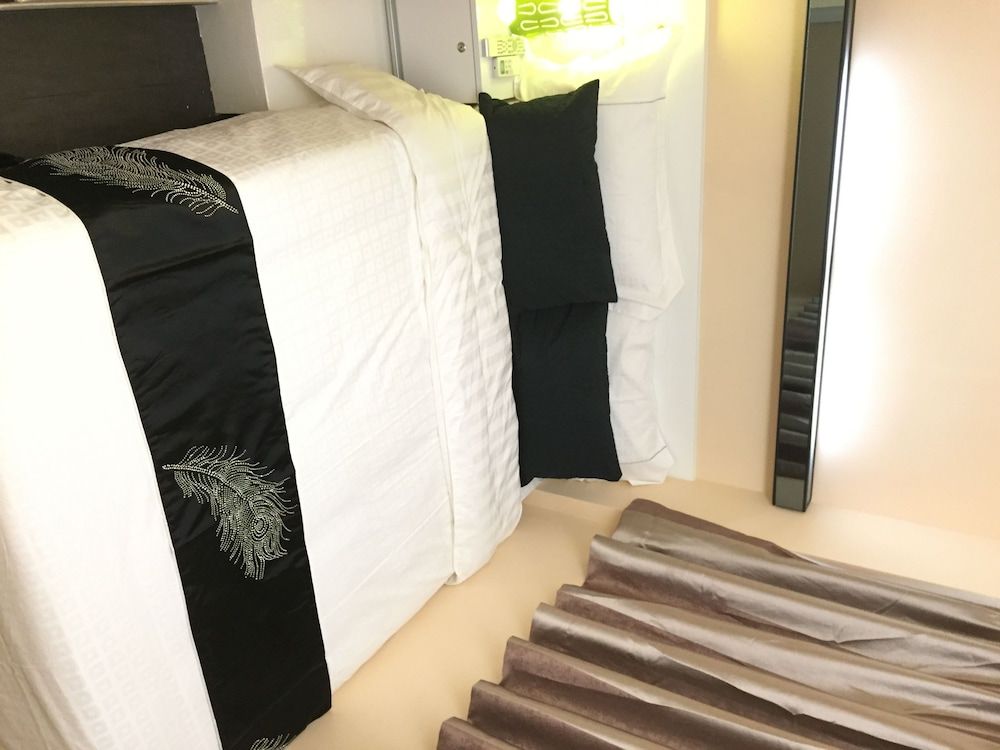 undefined Seasons Hotel - Causeway Bay 2