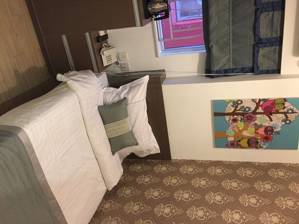 undefined Seasons Hotel - Causeway Bay