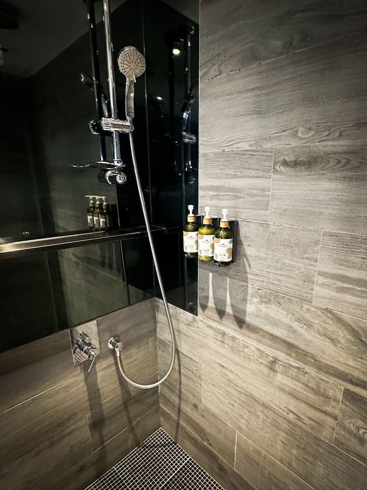 Nathan Hotel Smart Room 5