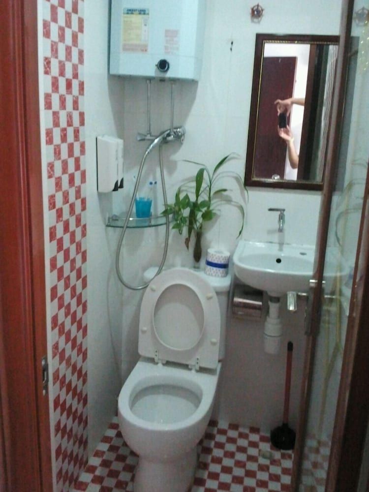 undefined New London Hostel 9