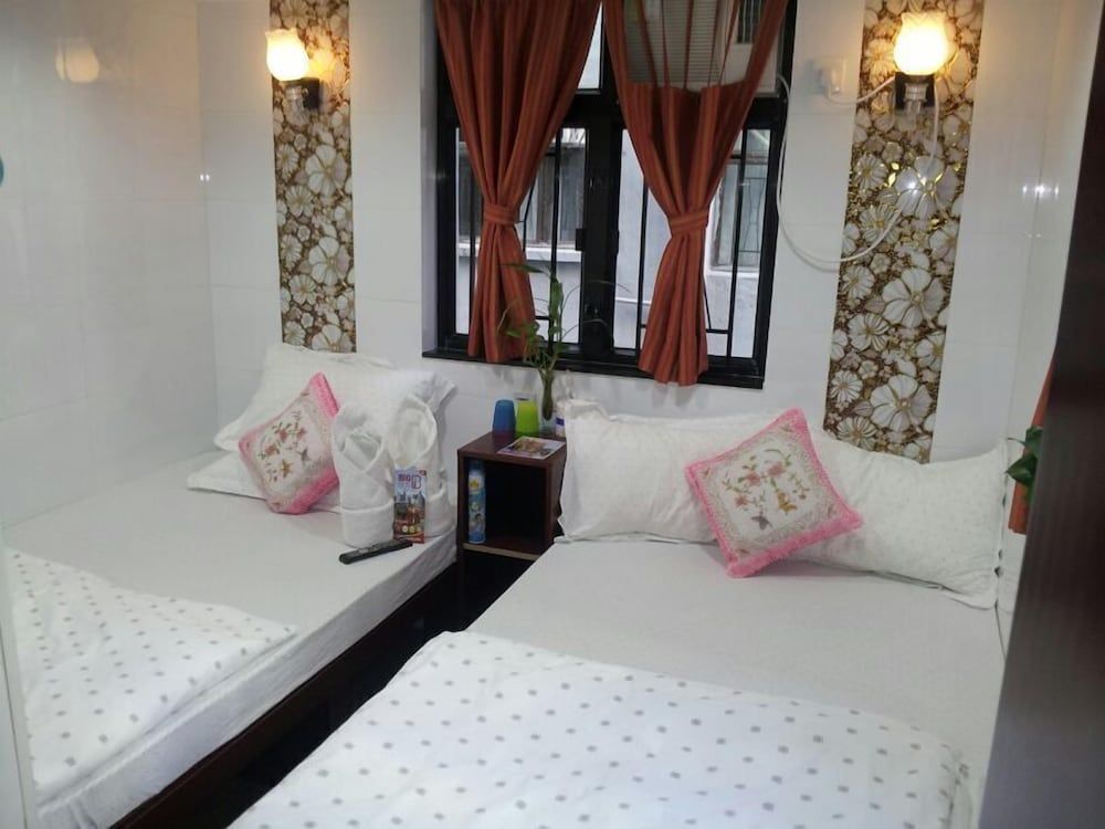 undefined New London Hostel 3