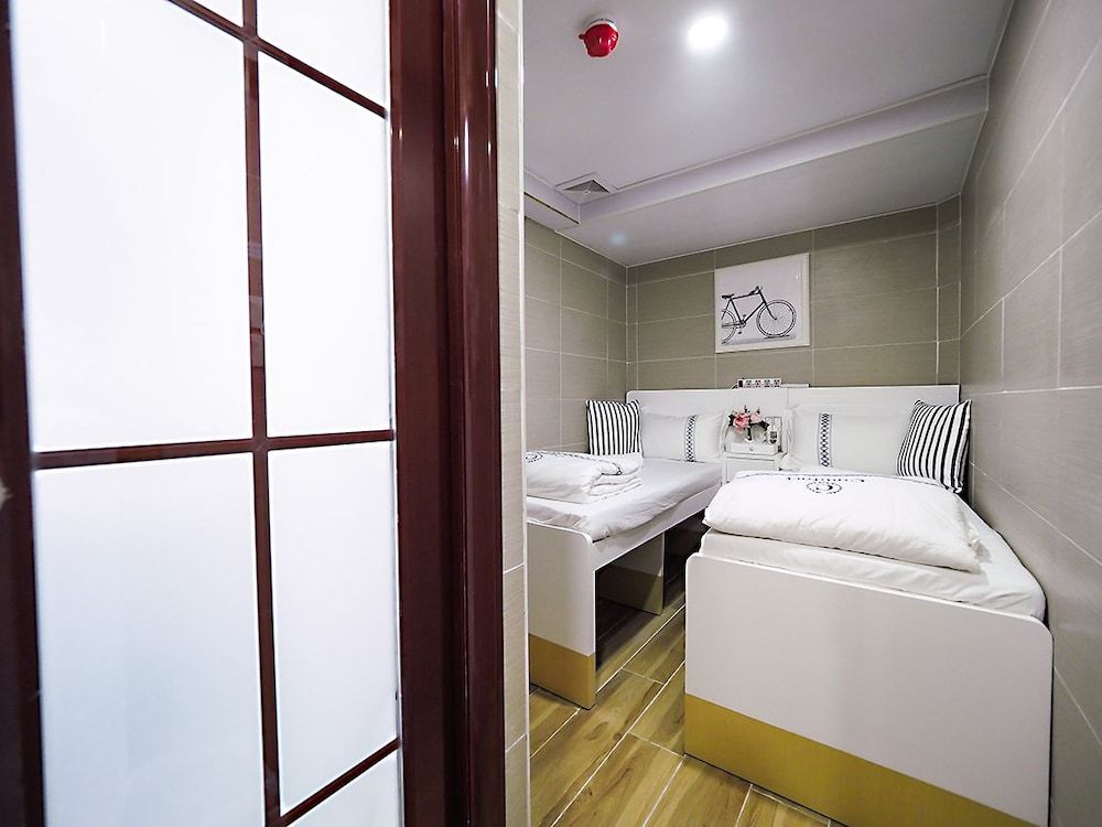 Comfort Guest House - Hostel Twin Room 11