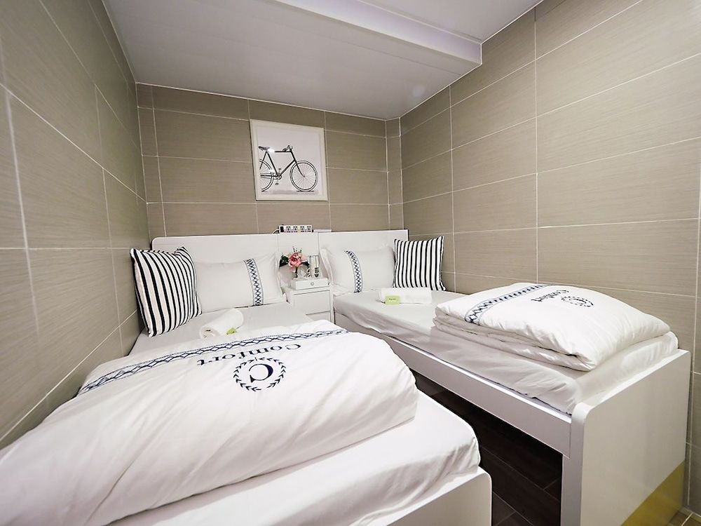 Comfort Guest House - Hostel Twin Room 10