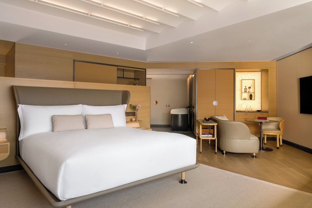 Studio Suite, 1 King Bed, Accessible, Harbor View (Daybed)