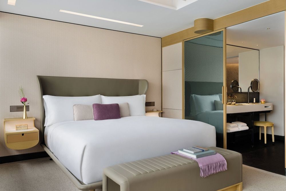 Suite, 1 Bedroom, Accessible, Harbor View (Regent Club Access)