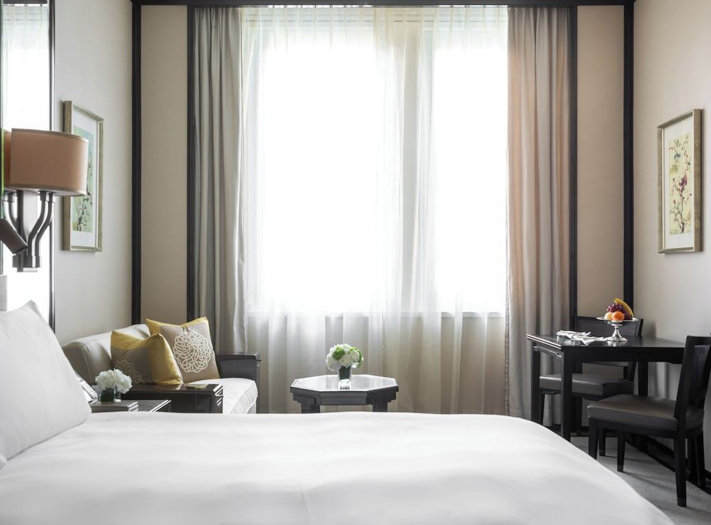 The Peninsula Hong Kong Deluxe King Room 3