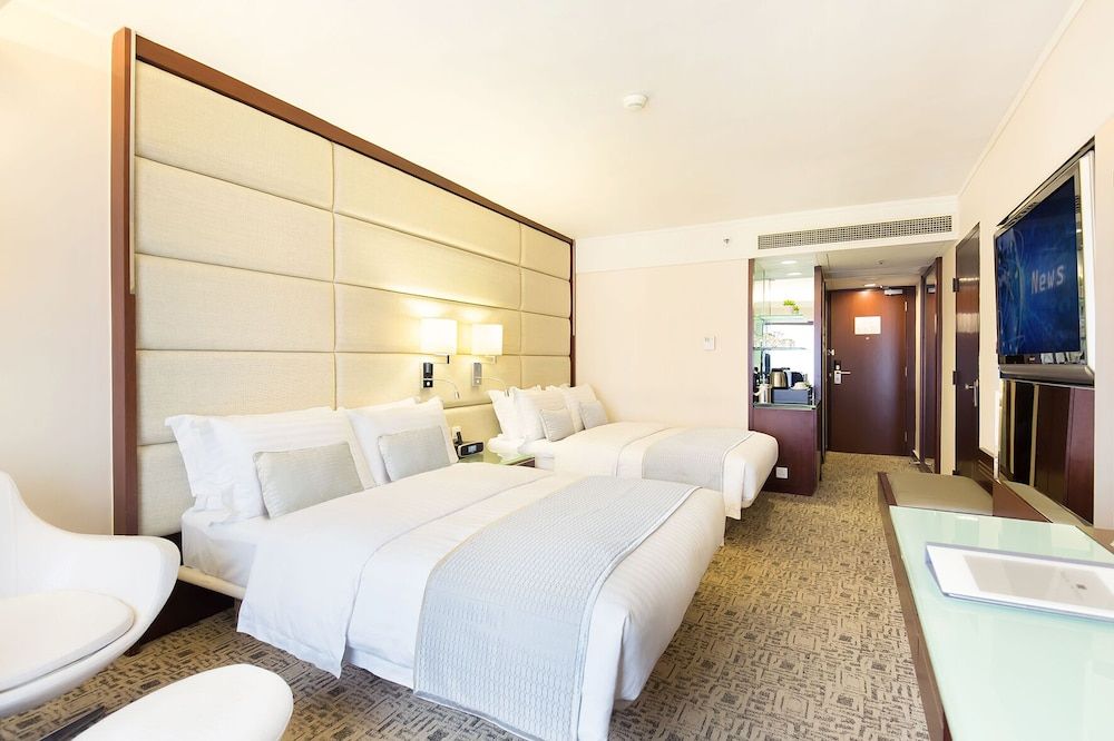 undefined Regal Kowloon Hotel