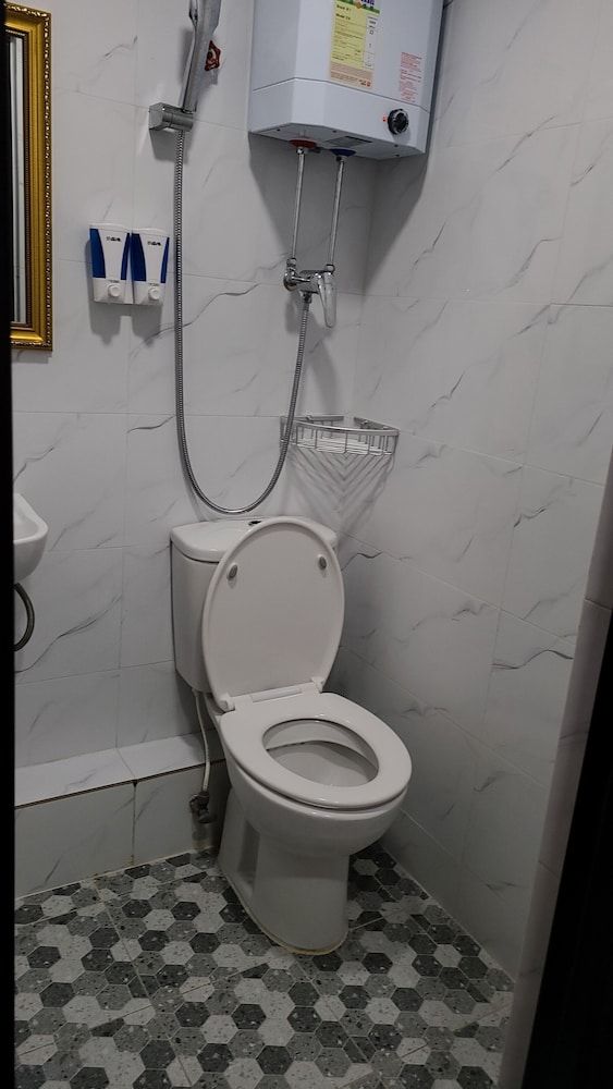 Manila Hotel - Hostel Double Room 4