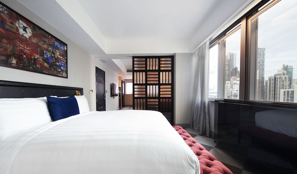undefined Ovolo Central 9
