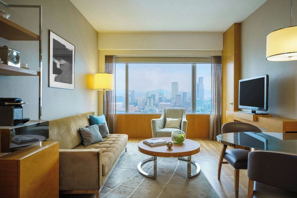 undefined Renaissance Hong Kong Harbour View Hotel 3