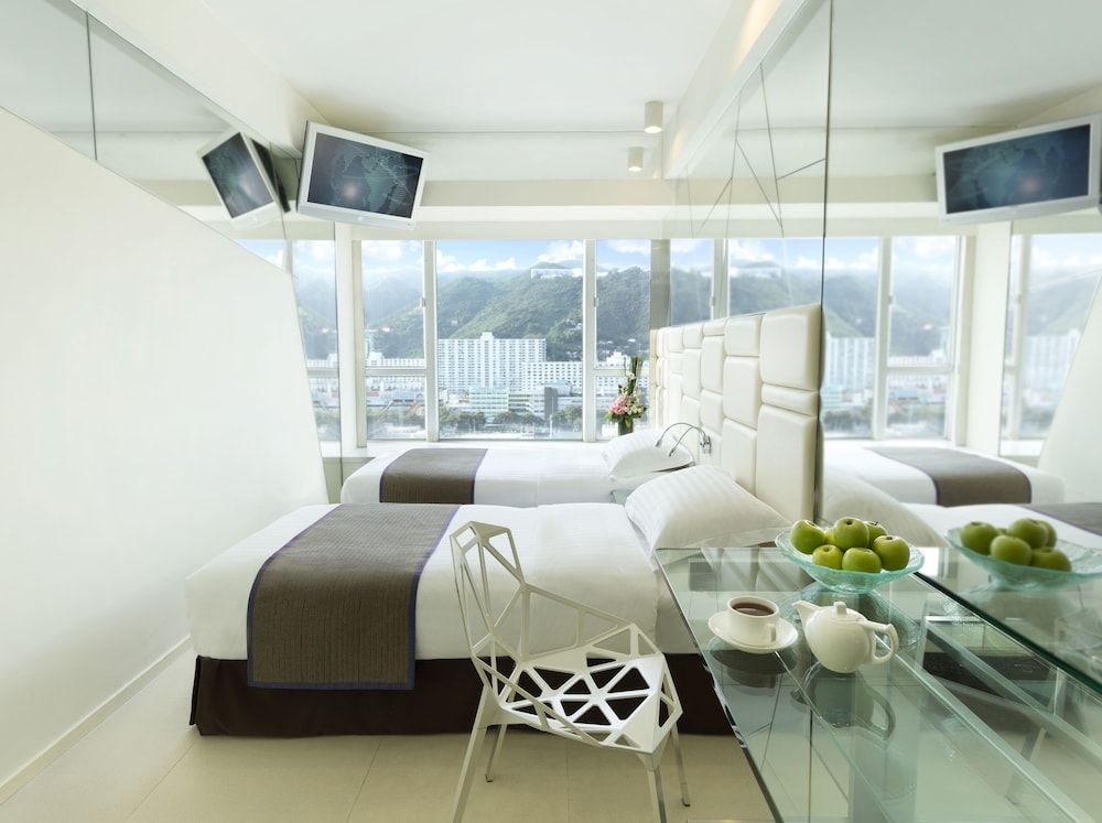 Regal Riverside Hotel