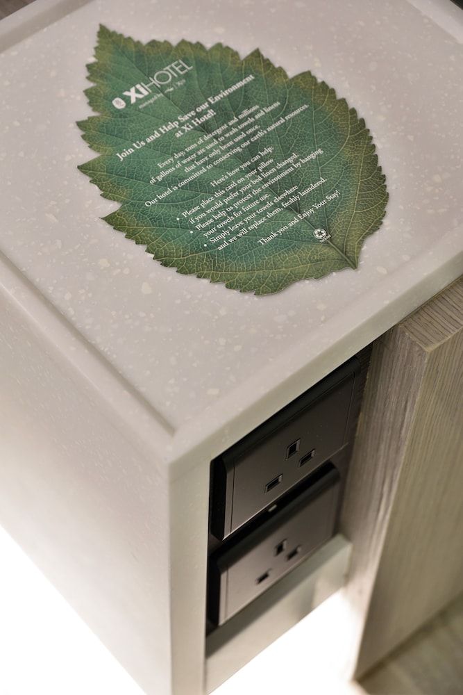 Xi Hotel Deluxe Queen Room 2