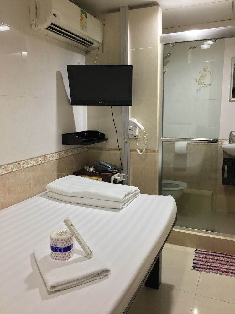 Everest Hostel Room 6