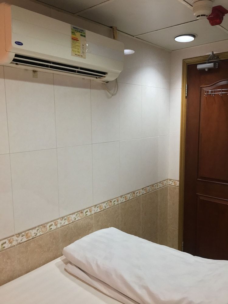 Everest Hostel Room 5