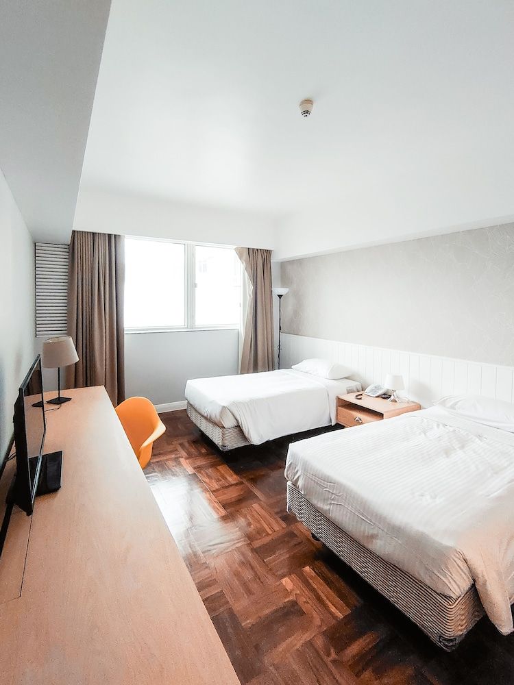 Caritas Oswald Cheung International House Superior Twin Room 4