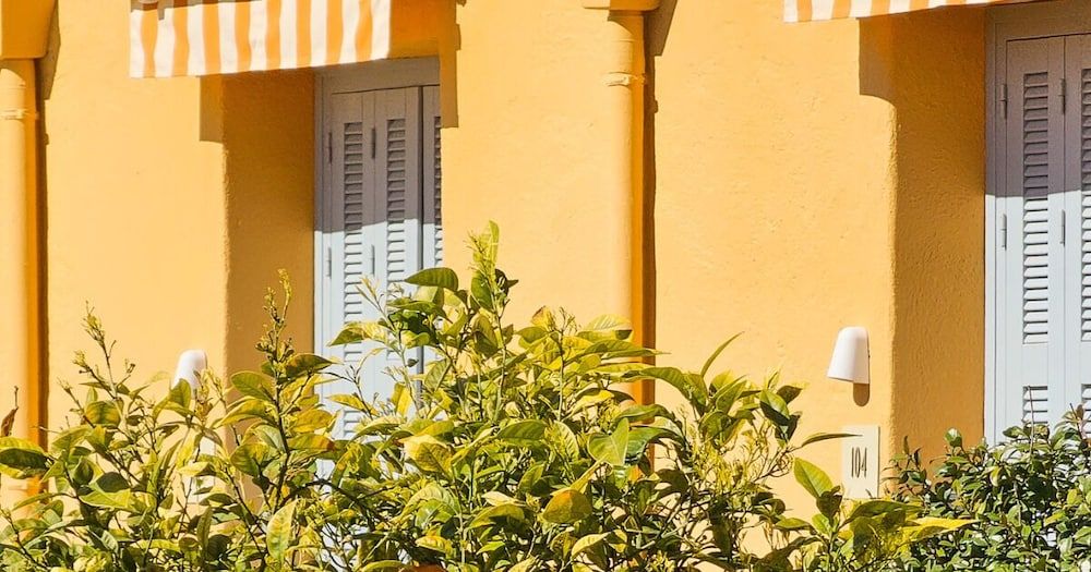 undefined Hôtel La Pérouse Nice 8