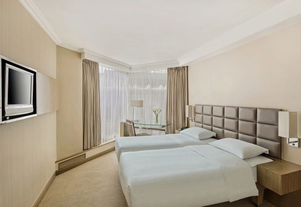 undefined The Kowloon Hotel 6