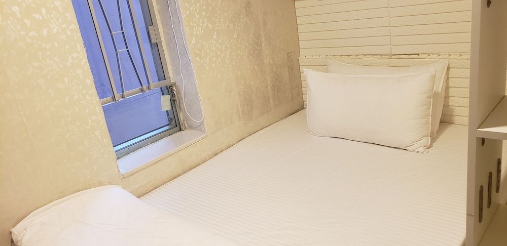 Sunrise International - Boutique Hostel Standard Double Room, 1 Double Bed, Private Bathroom, City View