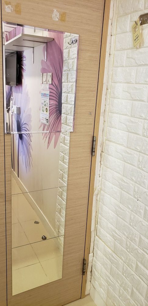 Sunrise International - Boutique Hostel Standard Double Room, 1 Double Bed, Private Bathroom, City View 3