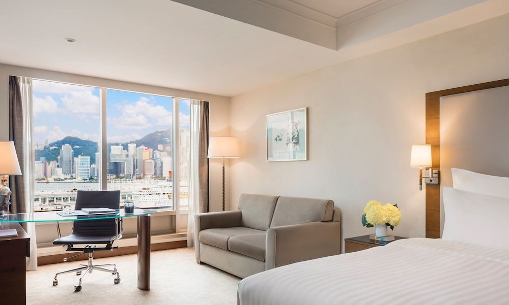 undefined The Royal Pacific Hotel & Towers 8