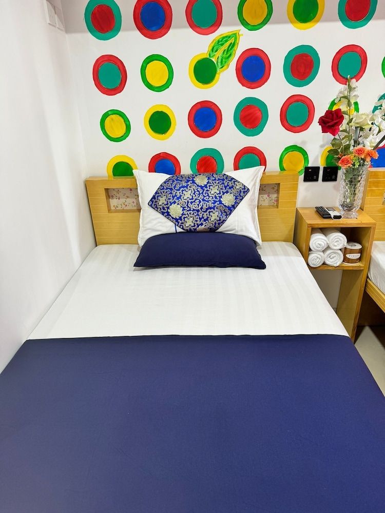 Ashoka Hostel Standard Double Room 10