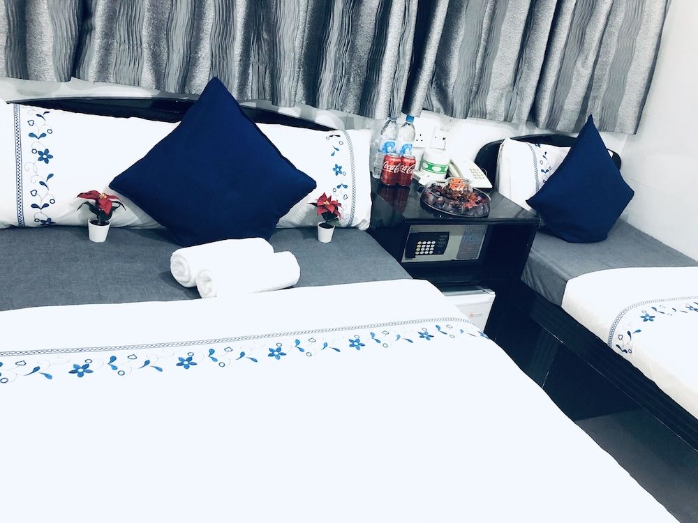 Ashoka Hostel Standard Double Room 8