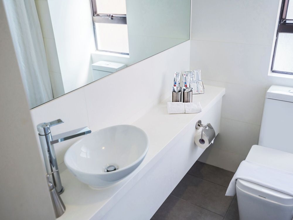 undefined Travelodge Kowloon 8