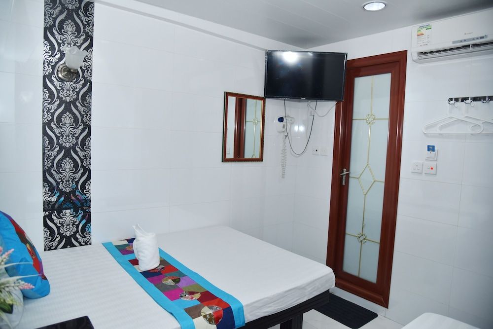 Delta Lounge Standard Double Room 18