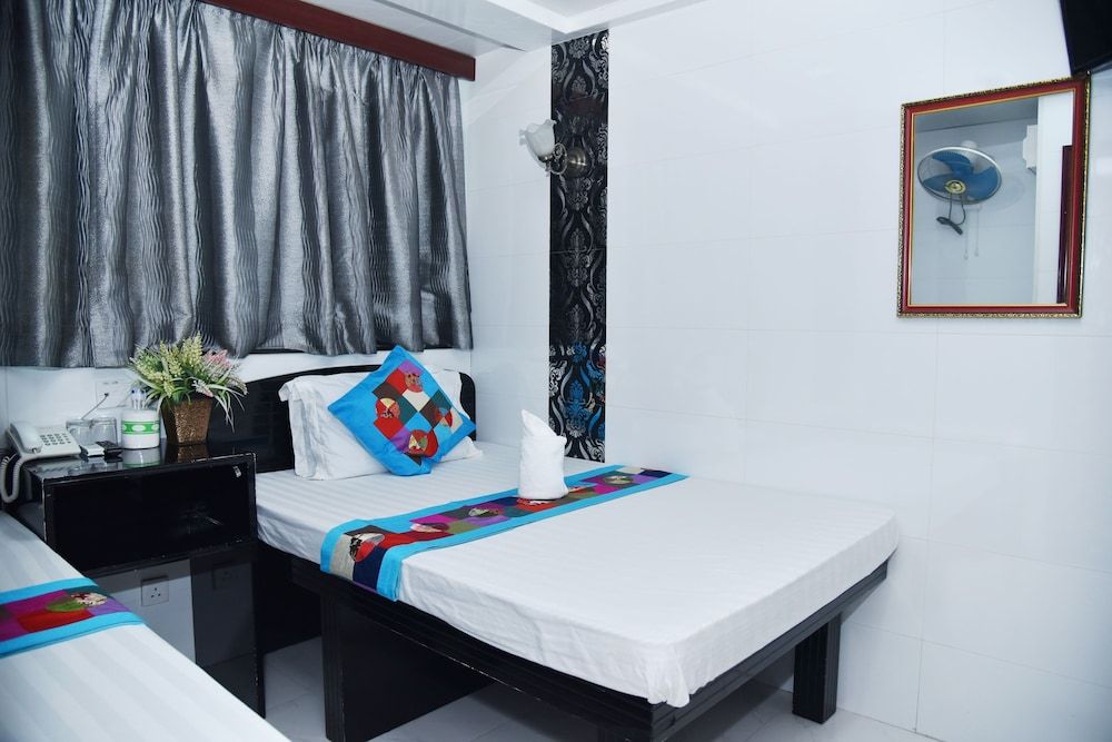 Delta Lounge Standard Double Room 6