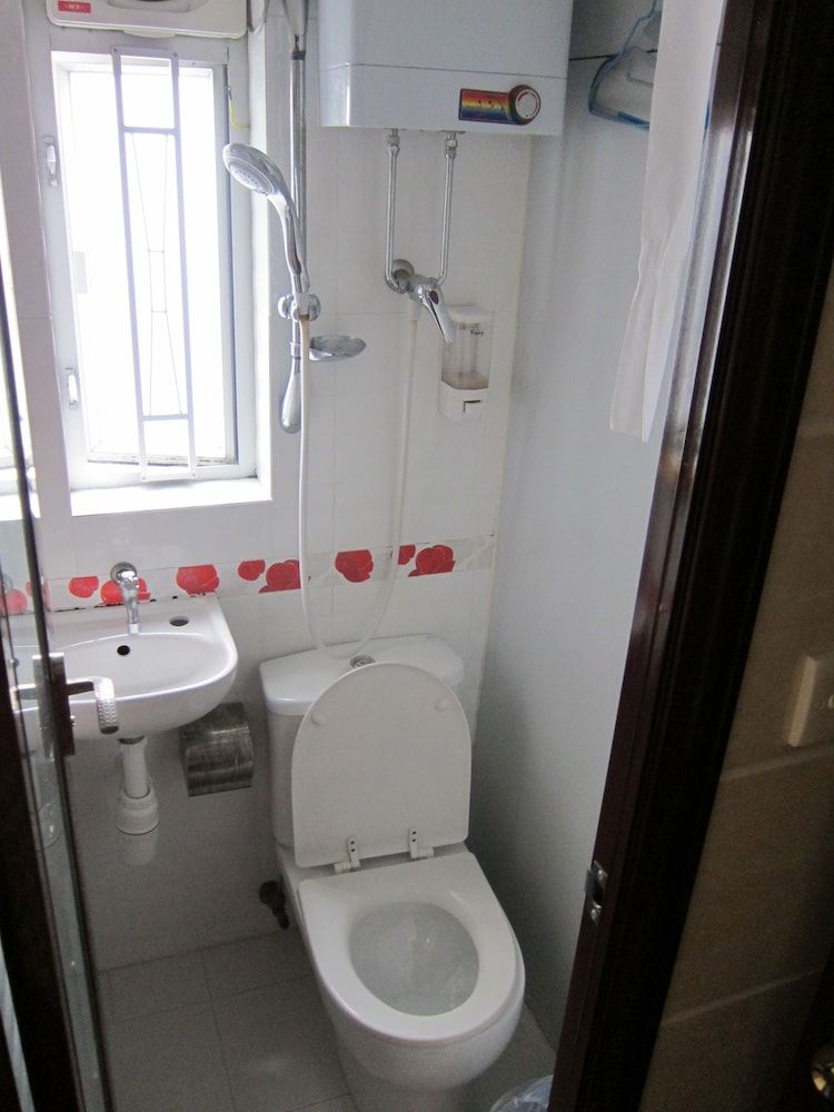 undefined Delta Lounge 9