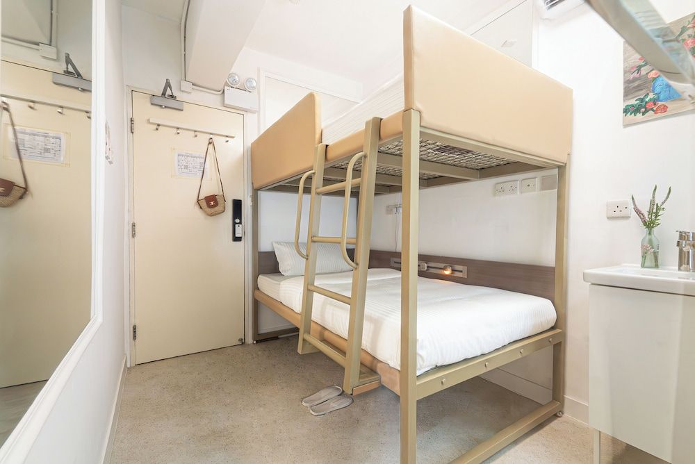 undefined Apple Inn (Causeway Bay) 9