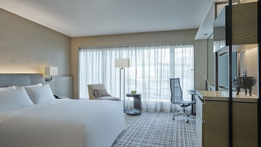 undefined New World Millennium Hong Kong Hotel 5