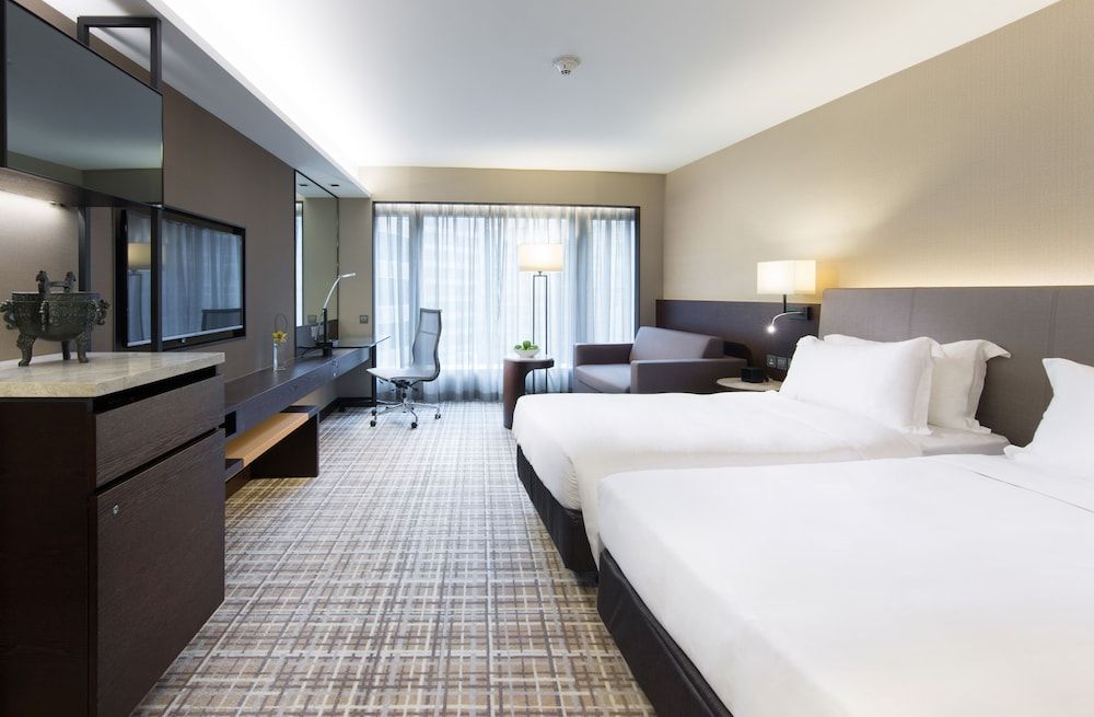 undefined New World Millennium Hong Kong Hotel 8