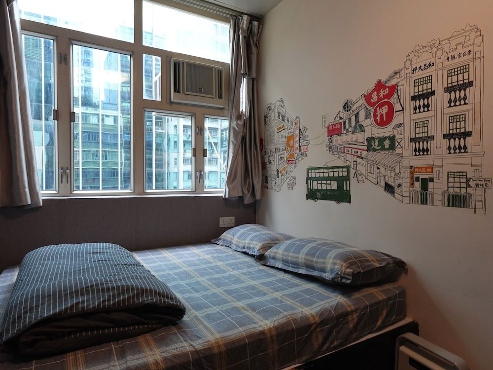 ALOHAS Hostel Economy Double Room 6