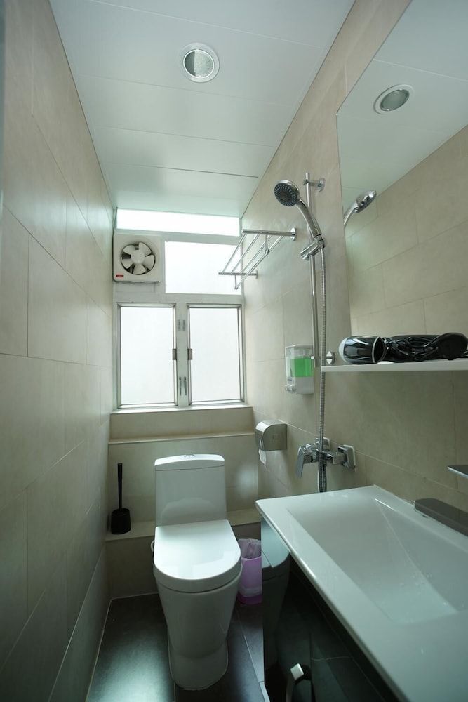 ALOHAS Hostel Economy Double Room 7