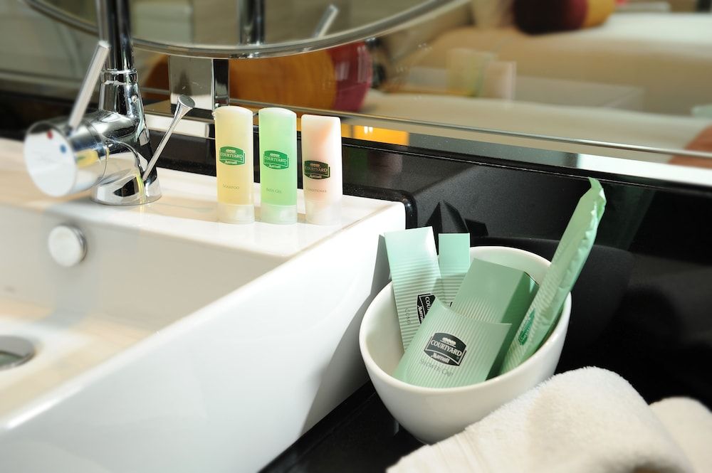 undefined Courtyard by Marriott Hong Kong 5