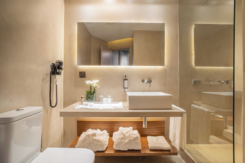 undefined Hotel Dom Henrique Downtown 10