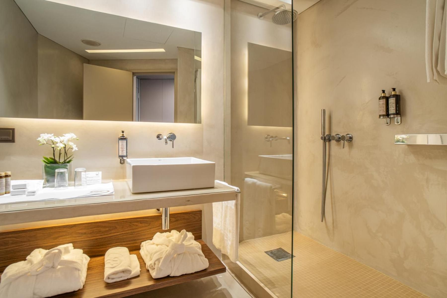 undefined Hotel Dom Henrique Downtown 6