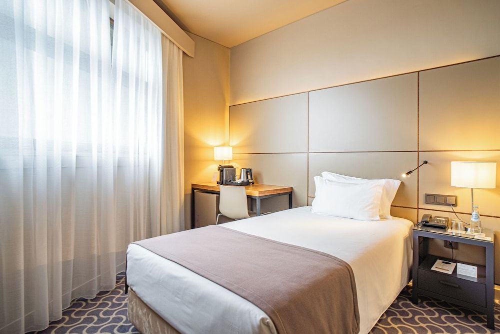 undefined Hotel Dom Henrique Downtown 7