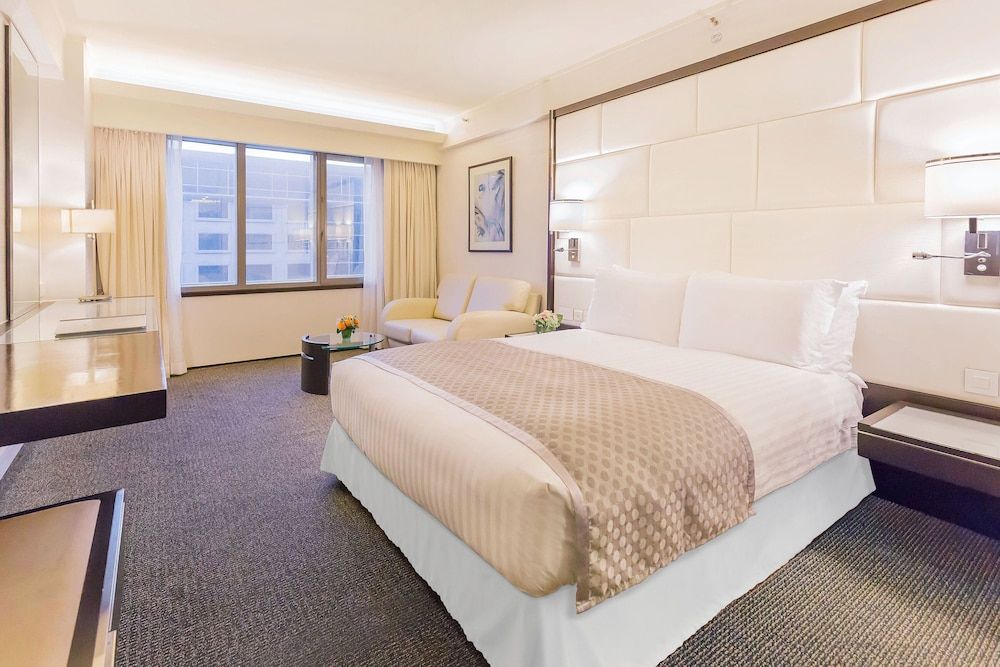 Regal Airport Hotel Superior Room 6