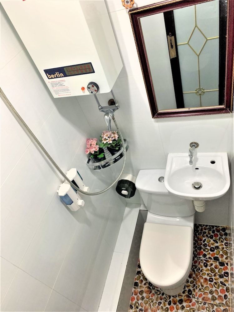 Sydney Hostel Standard Double Room 13